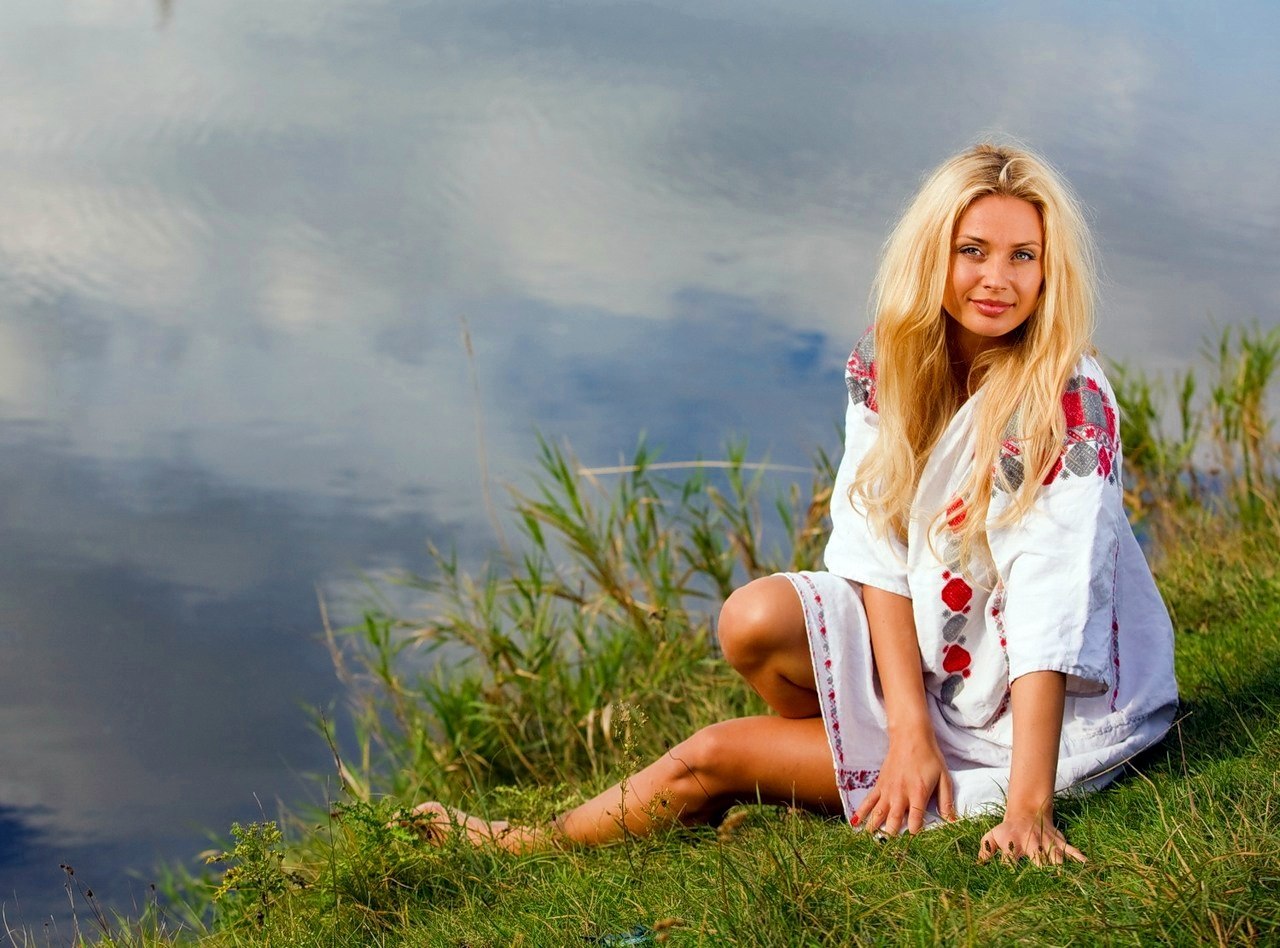 Sexy girl Slavic girls in Moroni